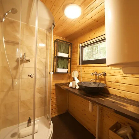 Cozy Tiny House With Summer Whirlpool By Wagnerstays 아파트
