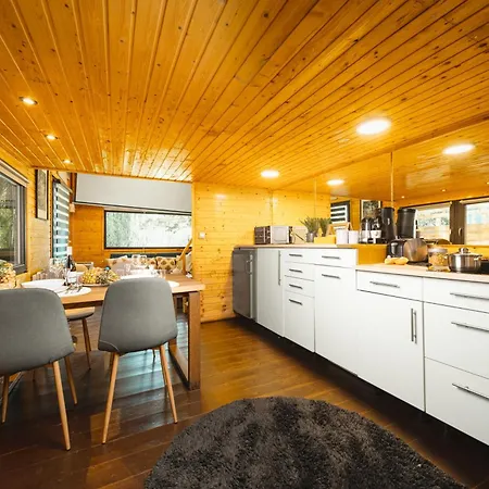 Lejlighed Cozy Tiny House With Summer Whirlpool By Wagnerstays *