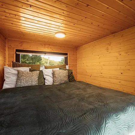 Lejlighed Cozy Tiny House With Summer Whirlpool By Wagnerstays Rehenice